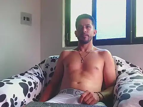 21Latinlover online show from March 2026 04:18:01 PM