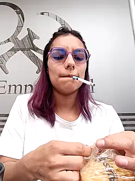 ValeAlvarez  online show from April 2026 05:38:02 PM