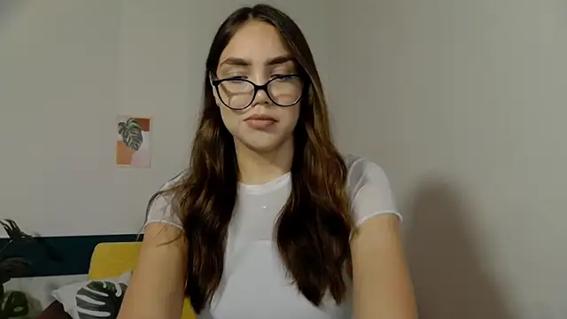 NebulaaHaven online show from April 2026 07:50:02 PM