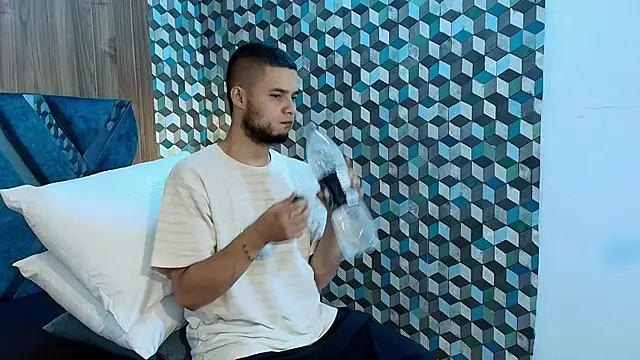 Joaho Fernandez online show from July 2026 08:51:01 PM