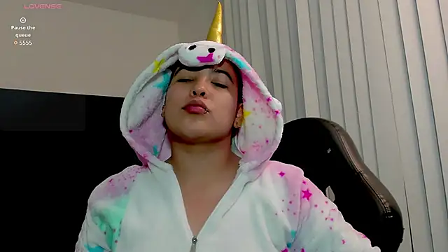 AfroditaVega  online show from April 2026 06:00:01 PM