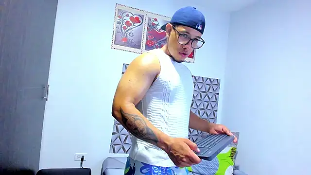 Benjamin lich online show from April 2026 03:12:01 AM