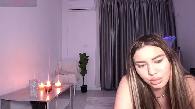 ArinaRave online show from April 2026 07:25:02 PM