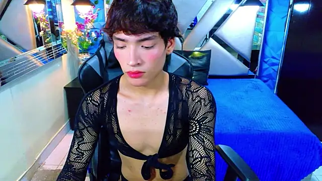 IsaacNovaa online show from April 2026 07:50:02 PM