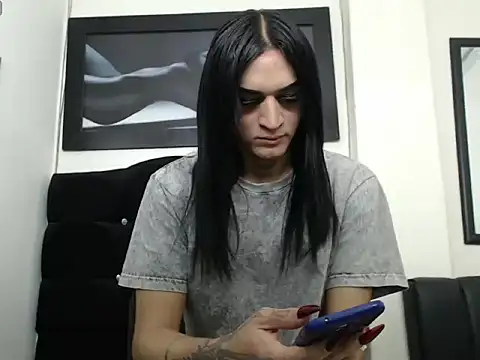karla lovera online show from July 2026 09:28:02 PM