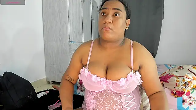 Alexandrasaenz23 online show from April 2026 02:26:02 AM