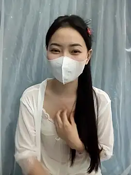 Xiangchuu online show from April 2026 03:35:01 PM