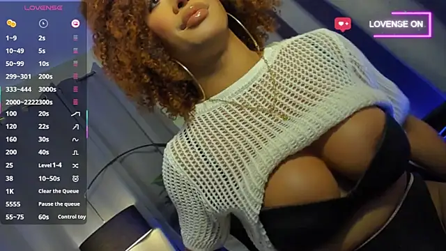 Molly McQueen online show from April 2026 05:59:01 AM