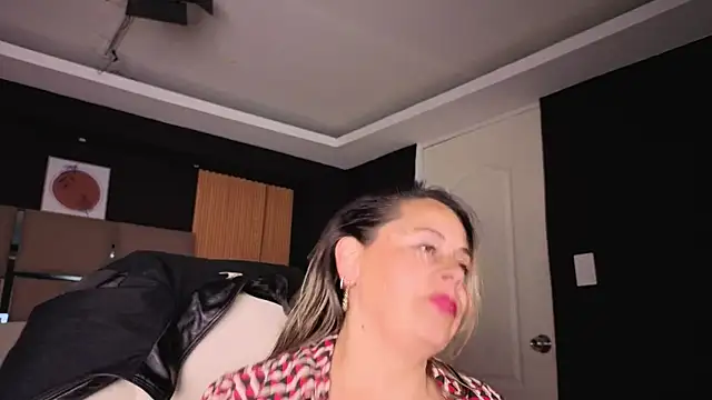 Cinthya roberts online show from July 2026 02:21:01 PM