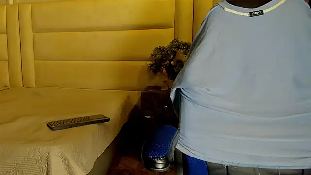 Dark lennox online show from April 2026 12:01:01 PM