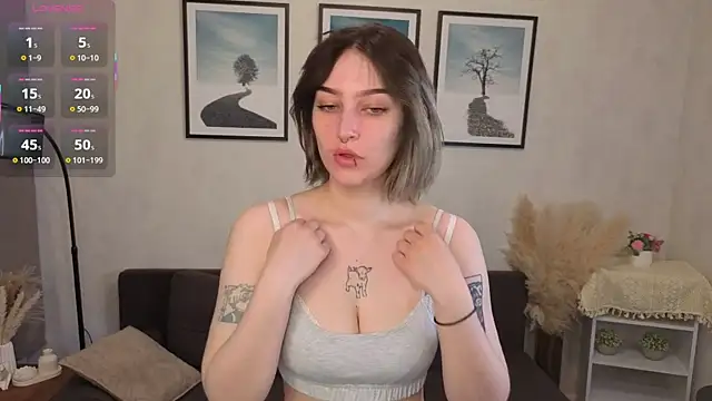 WavaMaddison online show from April 2026 01:12:02 AM