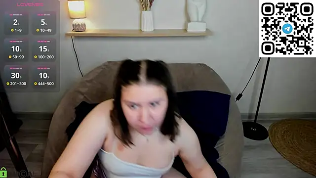 Maya Raay online show from May 2026 12:59:01 AM