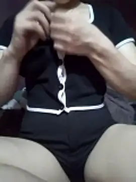 AnnieAngelxx online show from April 2026 05:56:01 AM