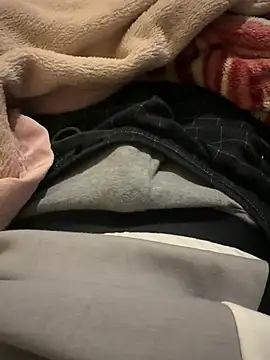 shyyyyy0 online show from April 2026 01:23:02 AM