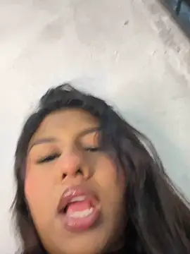 Daphnie Foxx online show from March 2026 01:40:02 AM