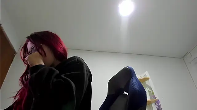 Sara Red X online show from March 2026 07:31:02 AM