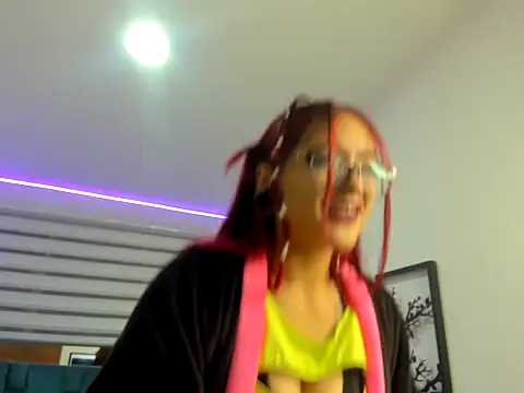 Sara Red X online show from April 2026 03:23:01 AM