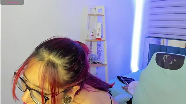 Sara Red X online show from June 2026 03:42:01 AM