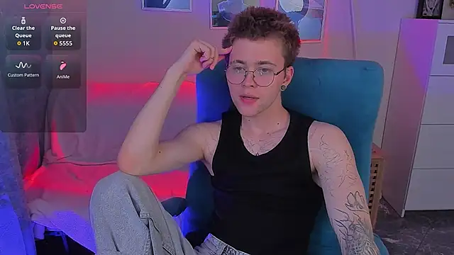 Snapshot of Thomas_Norton chatting on June 2026 08:47:02 PM Thomas Norton online show from June 2026 08:47:02 PM