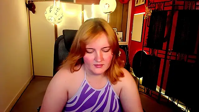Snapshot of KathyBriggs chatting on July 2026 07:23:02 AM KathyBriggs online show from July 2026 07:23:02 AM