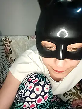 Pisicik 2 online show from April 2026 06:12:01 PM