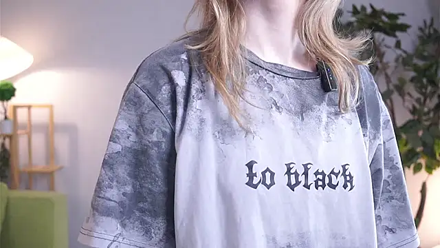 JosefaDonelan online show from April 2026 07:20:01 AM