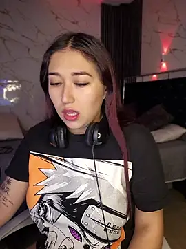 Sarah Bloom online show from April 2026 01:43:01 AM