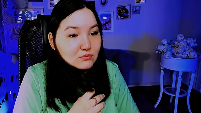 CamilaMartiez online show from April 2026 01:51:02 PM