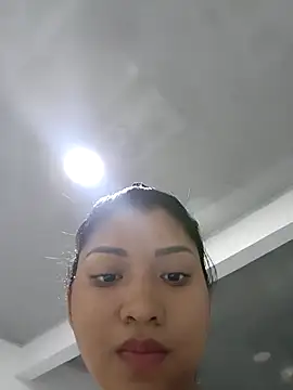 zoe tamara online show from April 2026 10:37:01 PM