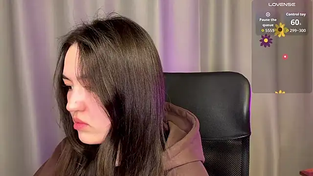 lilysolar online show from April 2026 06:56:02 PM