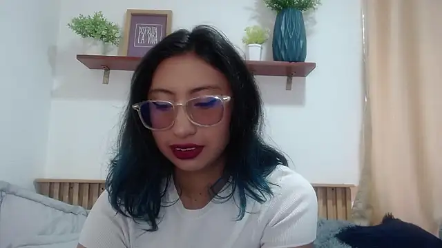 Violet 2003 online show from May 2026 02:26:01 PM
