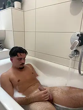 fuckkboy11 online show from March 2026 06:36:01 PM