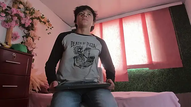 Max gold online show from April 2026 03:53:01 PM