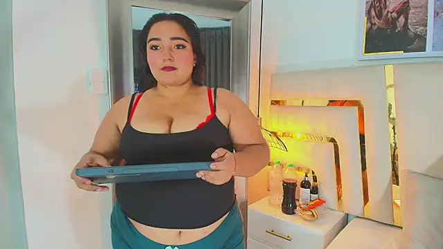 Samantha chubby online show from April 2026 03:44:02 AM