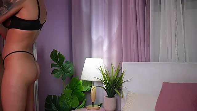 AmeliaBarbie online show from April 2026 08:40:01 PM