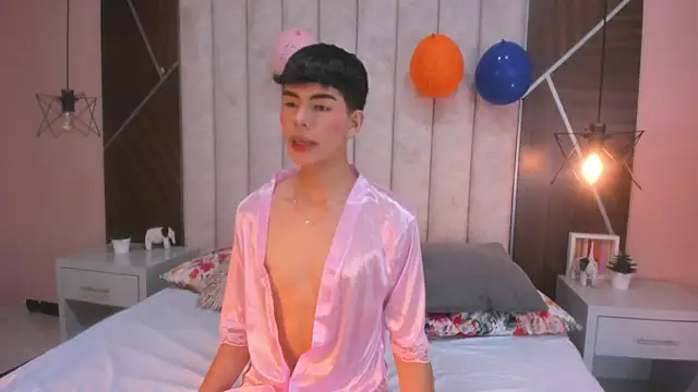 CAROLYNFOSTER online show from April 2026 11:28:01 AM