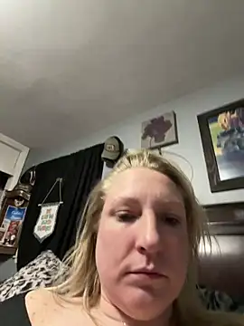 sweetkacibaby online show from April 2026 04:23:02 AM