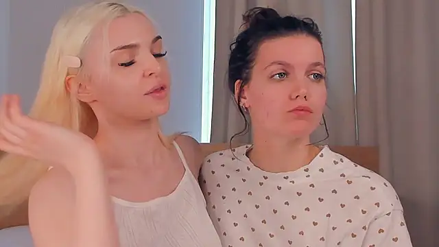 JuliannPaysour online show from April 2026 07:36:01 AM