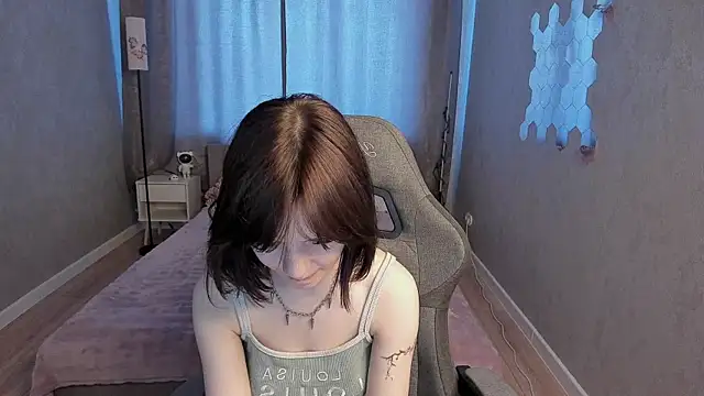 Snapshot of Loly_Cuttie chatting on June 2026 10:10:02 AM Loly Cuttie online show from June 2026 10:10:02 AM