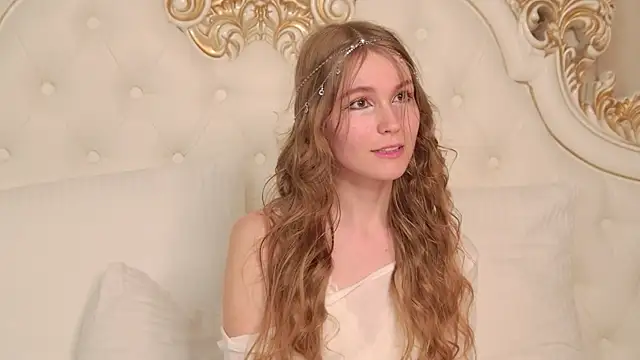 LisaStone online show from July 2026 03:03:01 PM