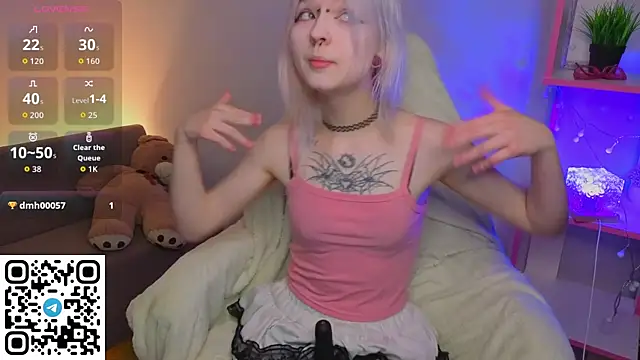 Mary Wester online show from April 2026 12:27:01 AM