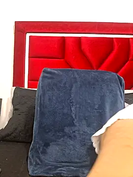 CinthiaHall  online show from April 2026 11:05:02 AM