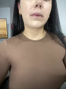 Snapshot of Cami_olarte chatting on June 2026 08:18:01 PM Cami olarte online show from June 2026 08:18:01 PM