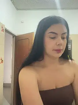 Snapshot of Cami_olarte chatting on June 2026 07:51:02 PM Cami olarte online show from June 2026 07:51:02 PM