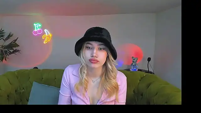 blonde angell online show from April 2026 01:17:02 PM