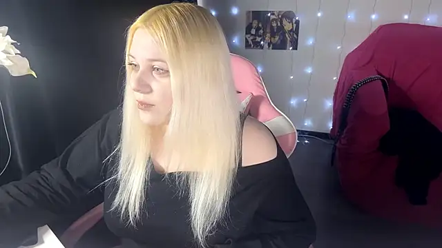 Tina Evanss online show from April 2026 06:44:02 AM