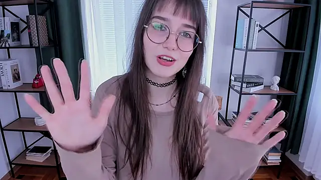 LaelIvie online show from April 2026 08:52:02 AM