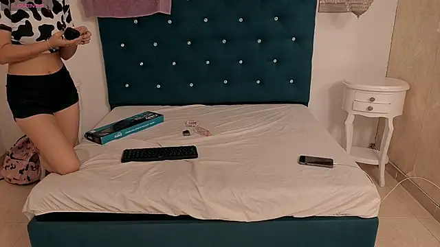 Morgansmithx online show from April 2026 01:35:02 PM