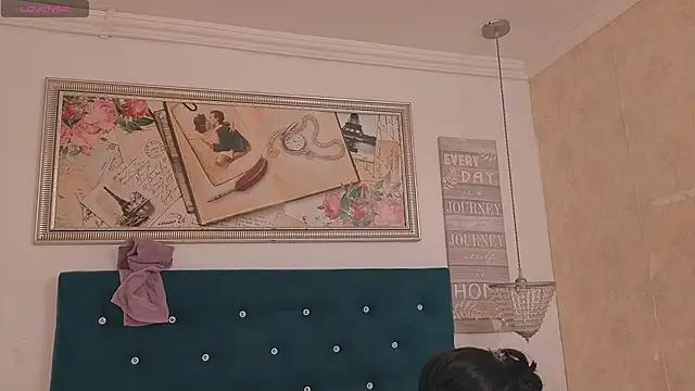 Morgansmithx online show from April 2026 12:03:01 PM