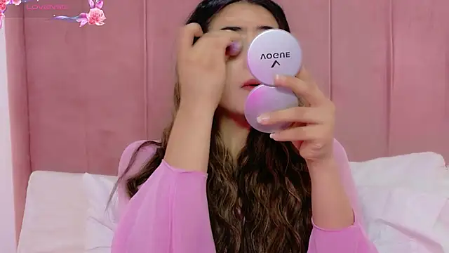 MoollyLove online show from July 2026 12:52:02 PM
